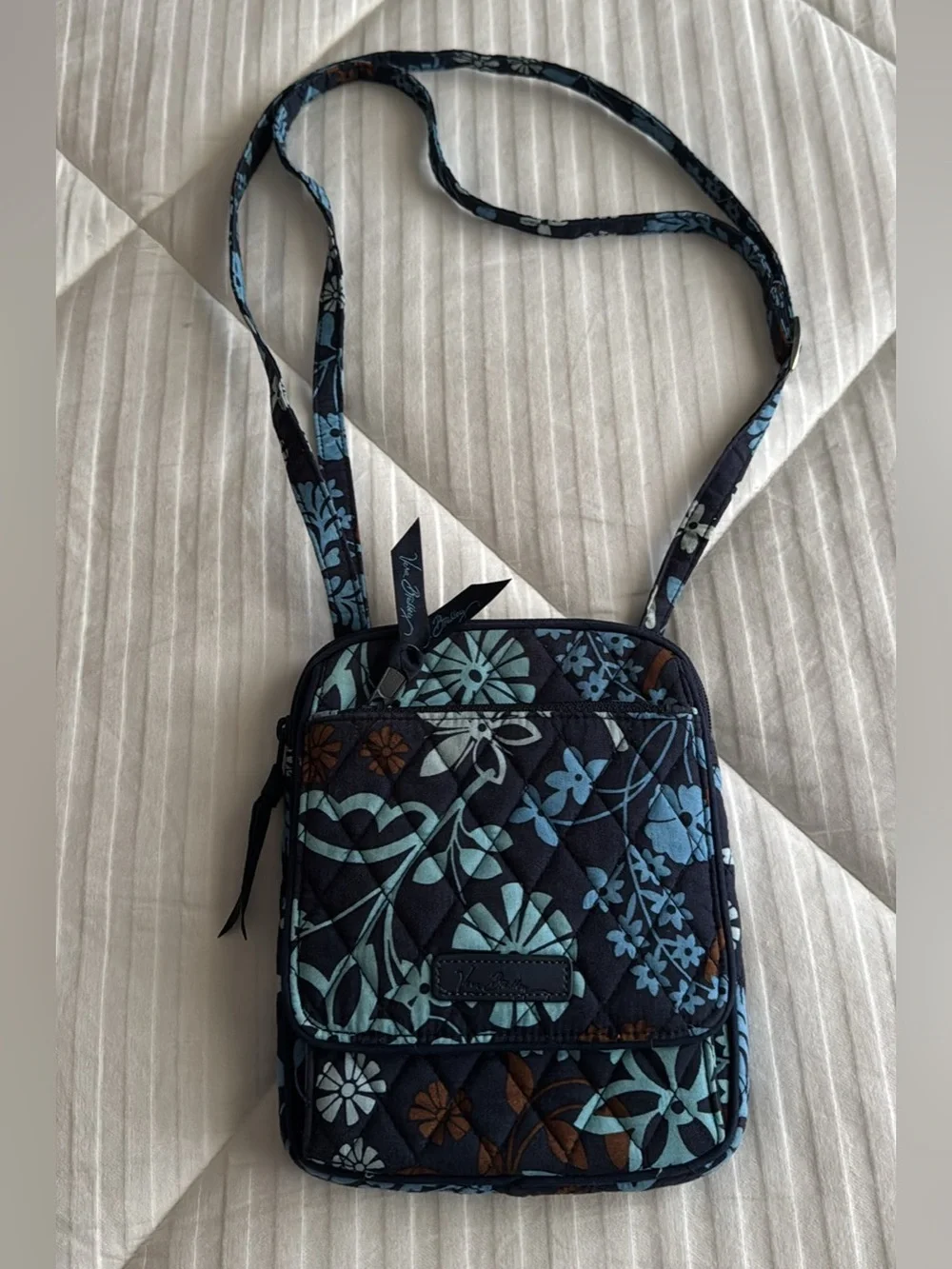 Vera Bradley Quilted Navy Floral Crossbody Purse